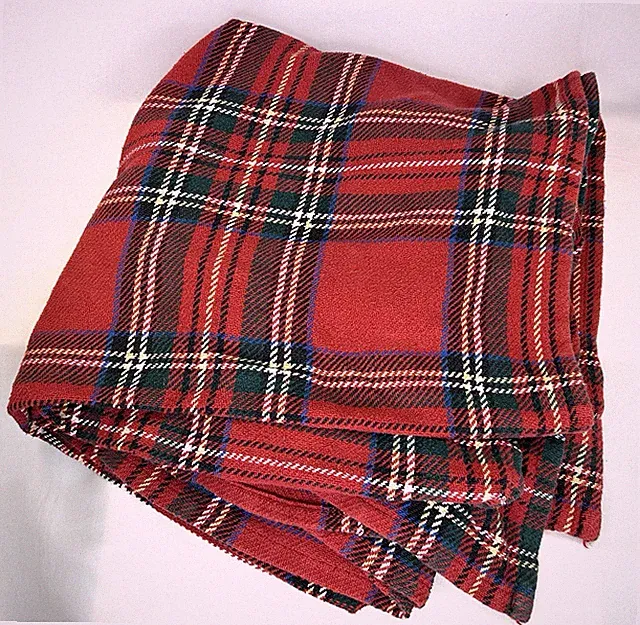 Ralph Lauren Red Tartan Plaid Cotton Blanket Throw 90” X 90” Made In USA